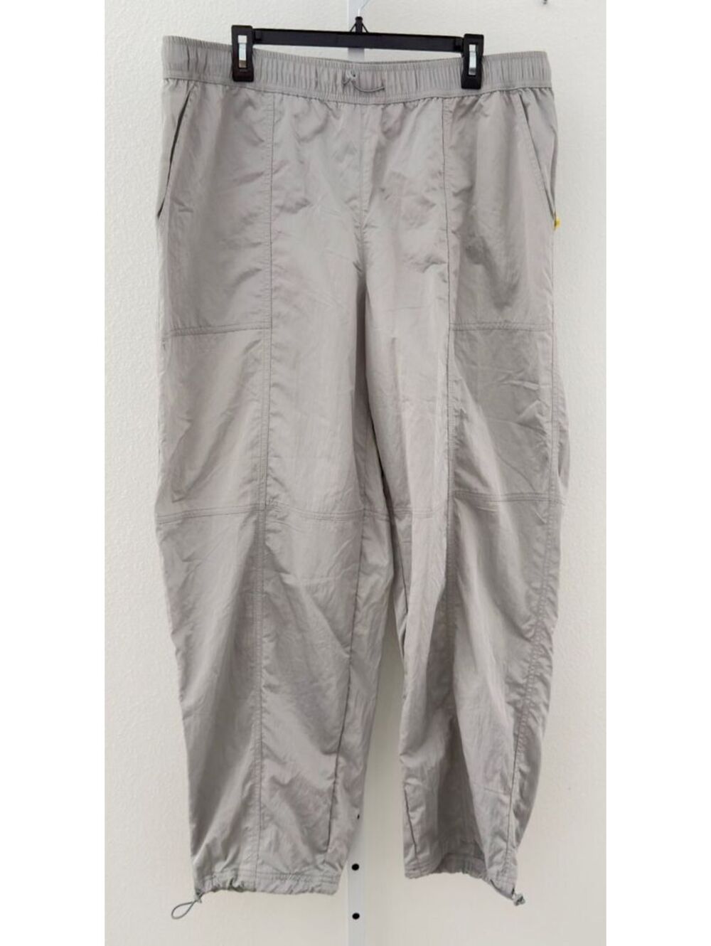 Wild Fable Light Gray High-Rise Toggle Parachute Pants Women Size XXL